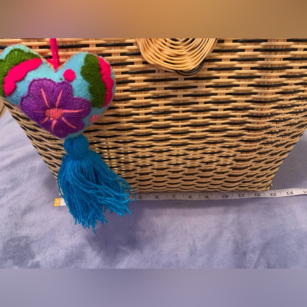Medium  Cesta Tote Bag/Basket | NWOT - Picture 9 of 11